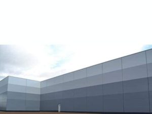Panel arquitectonico liso para fachada instalaciones militares en Madrid